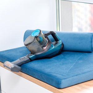 hand held vacuum machine